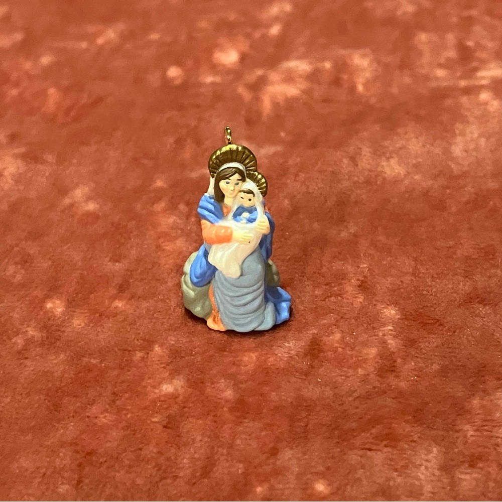 Vintage Hallmark Keepsake Miniature Madonna and Child Ornament